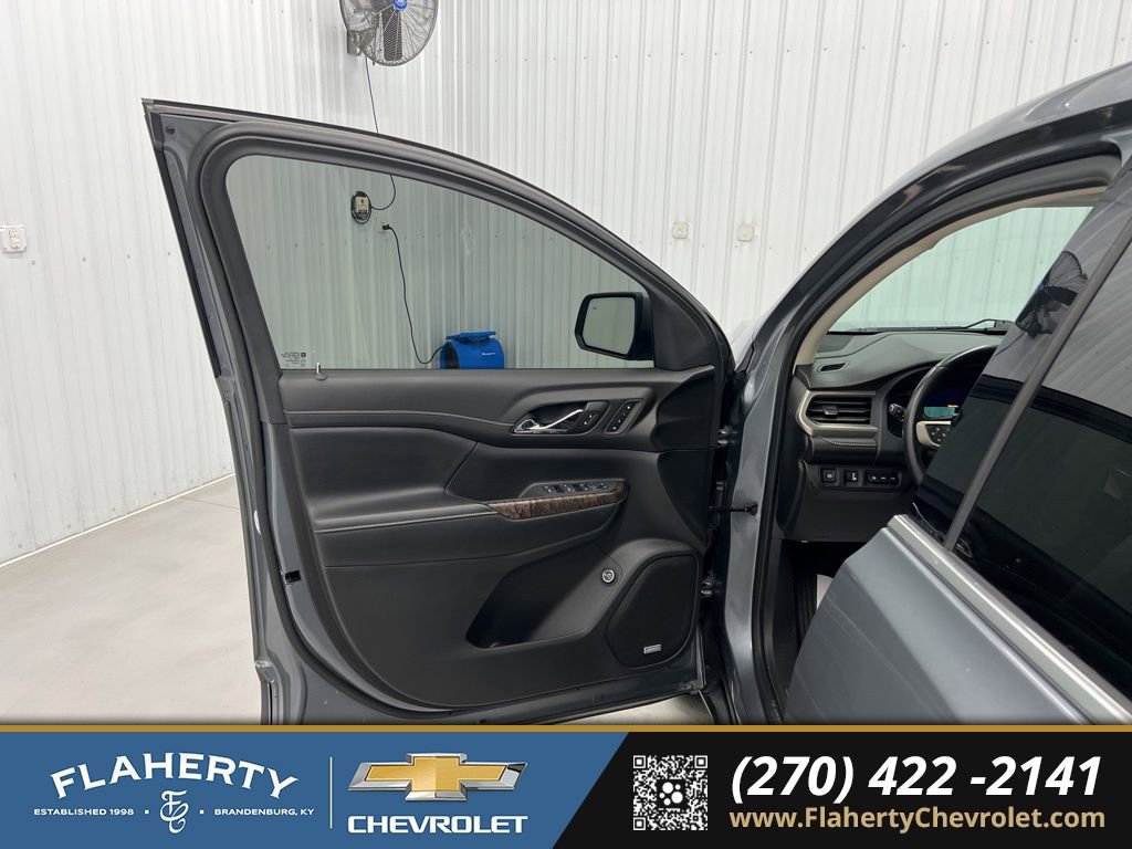 Used 2020 GMC Acadia Denali w/ Technology Package image 8