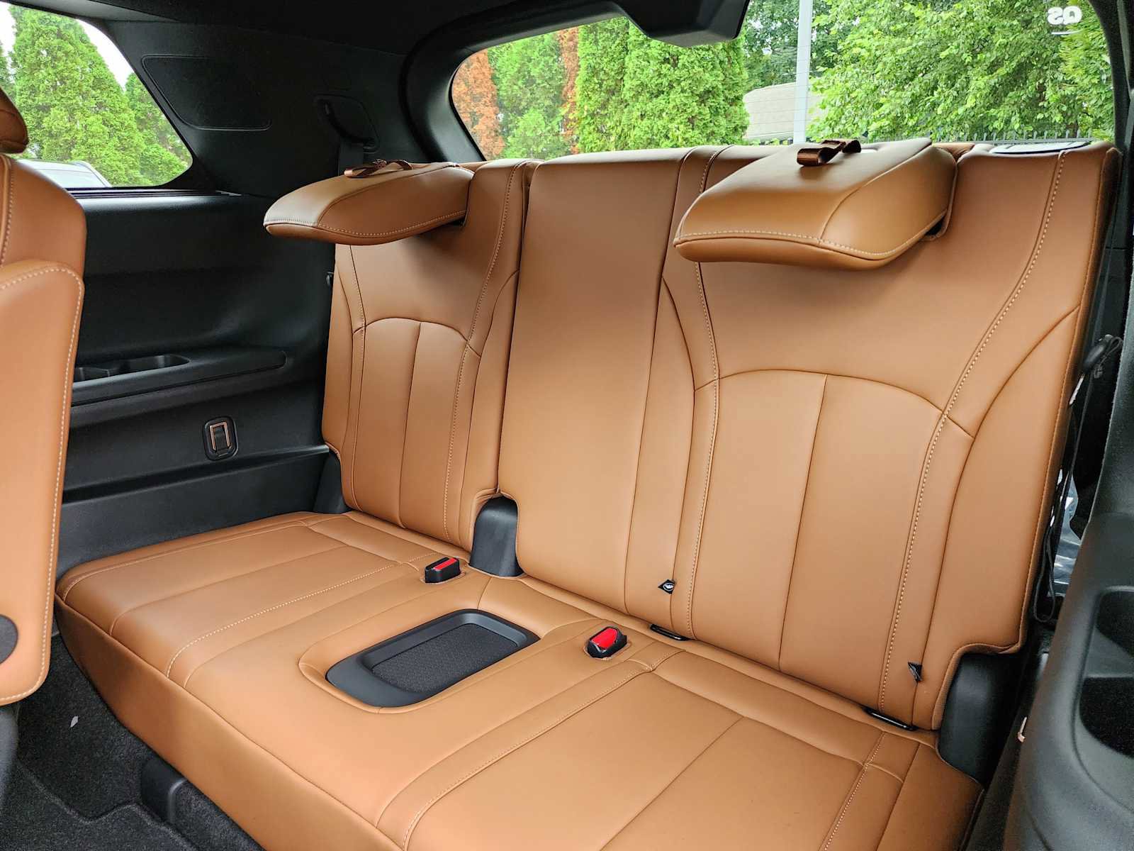 New 2026 INFINITI QX60 Autograph w/ Dark Cargo Package image 9