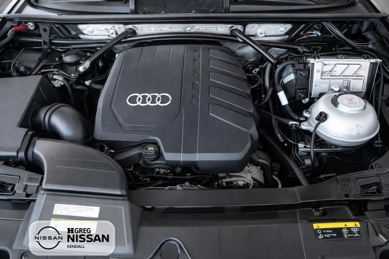 Used 2021 Audi Q5 2.0T Premium Plus w/ Premium Plus Package AWD/4WD image 12