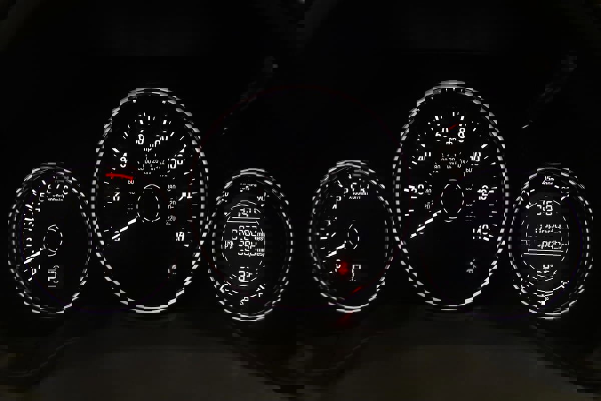 Used 2018 Honda HR-V EX image 16