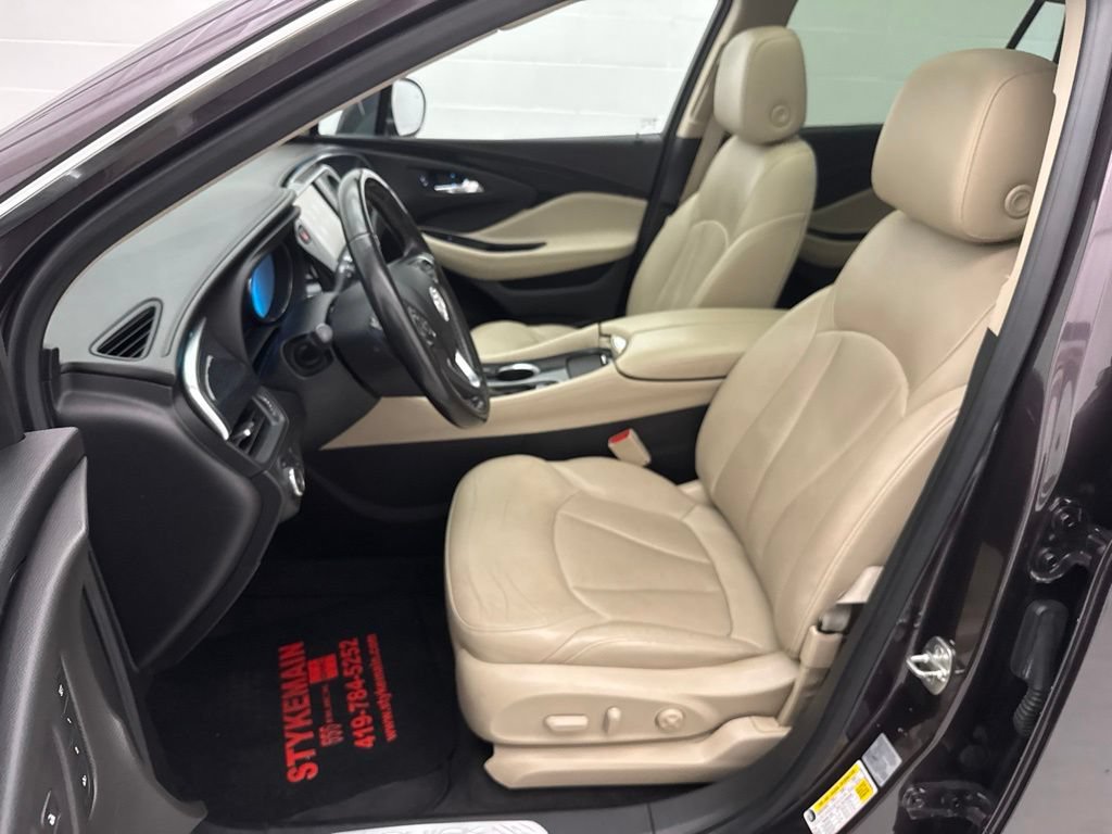 Used 2017 Buick Envision Essence AWD/4WD image 18