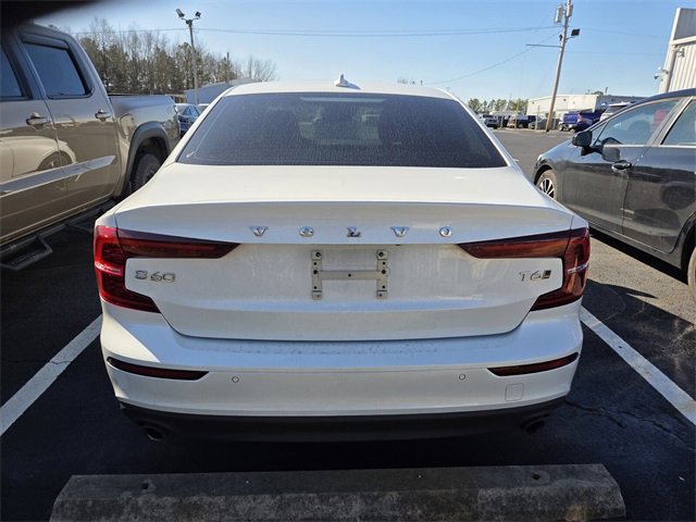 Used 2020 Volvo S60 T6 Momentum w/ Protection Package image 5
