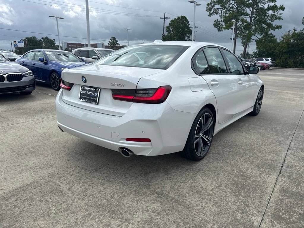 Certified 2023 BMW 330i Sedan w/ Premium Package RWD image 5