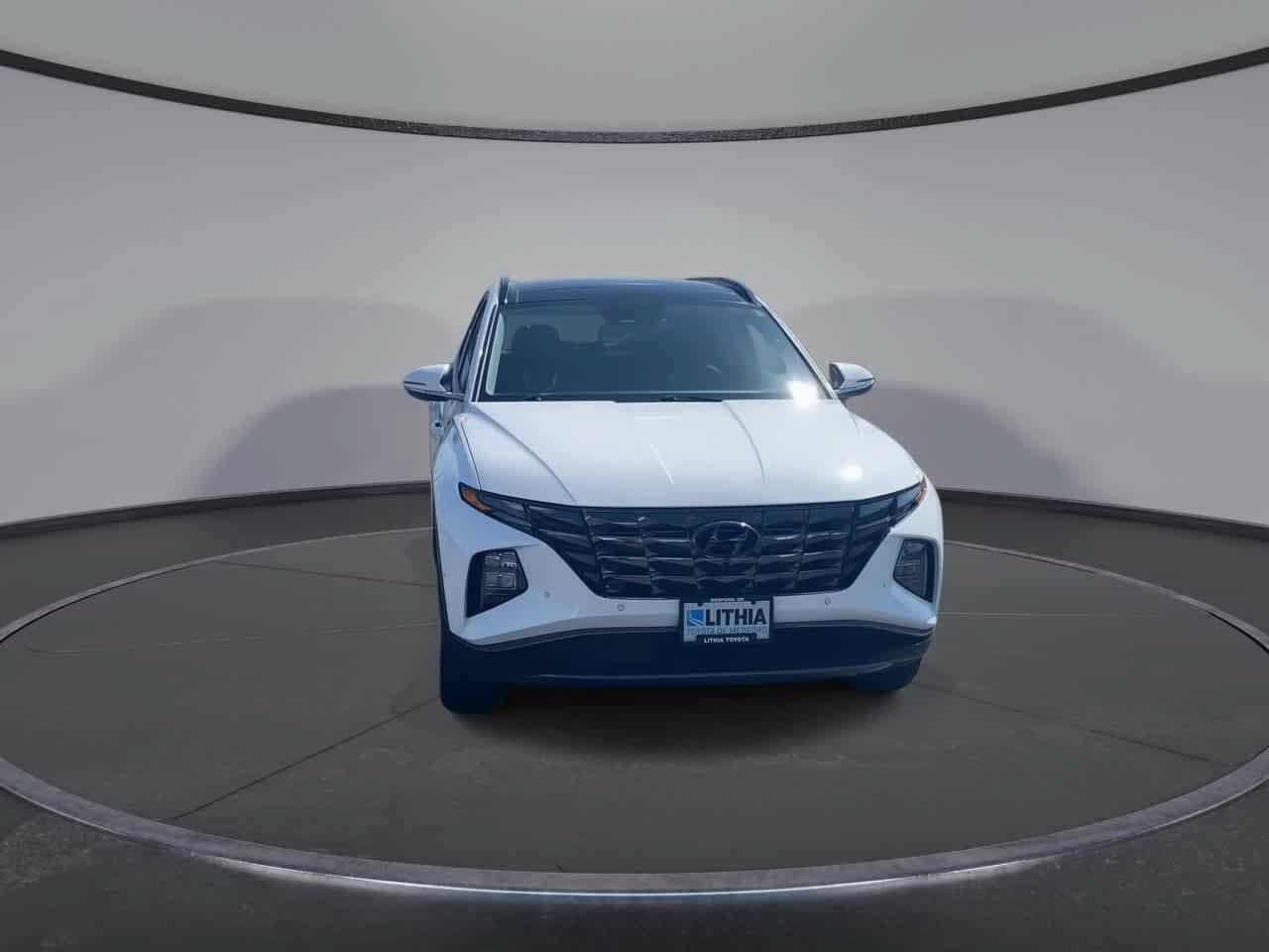 Used 2023 Hyundai Tucson Limited w/ Cargo Package AWD/4WD image 4