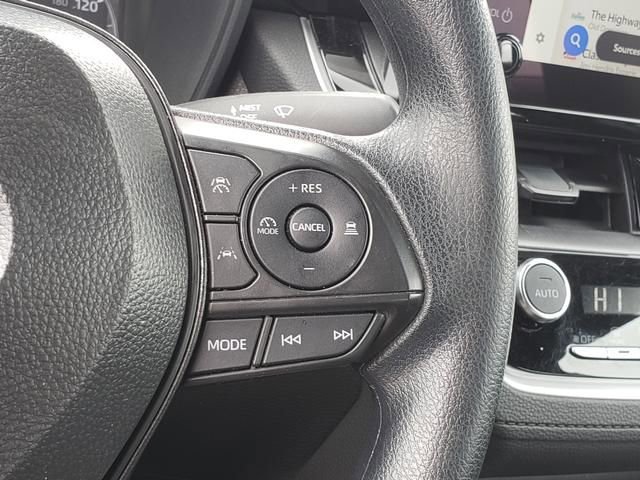 Used 2025 Toyota Corolla Cross AWD Hybrid image 21