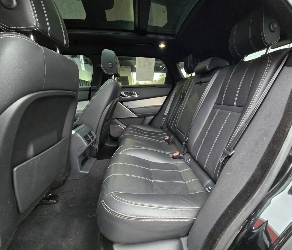 Used 2021 Land Rover Range Rover Velar R-Dynamic S image 19