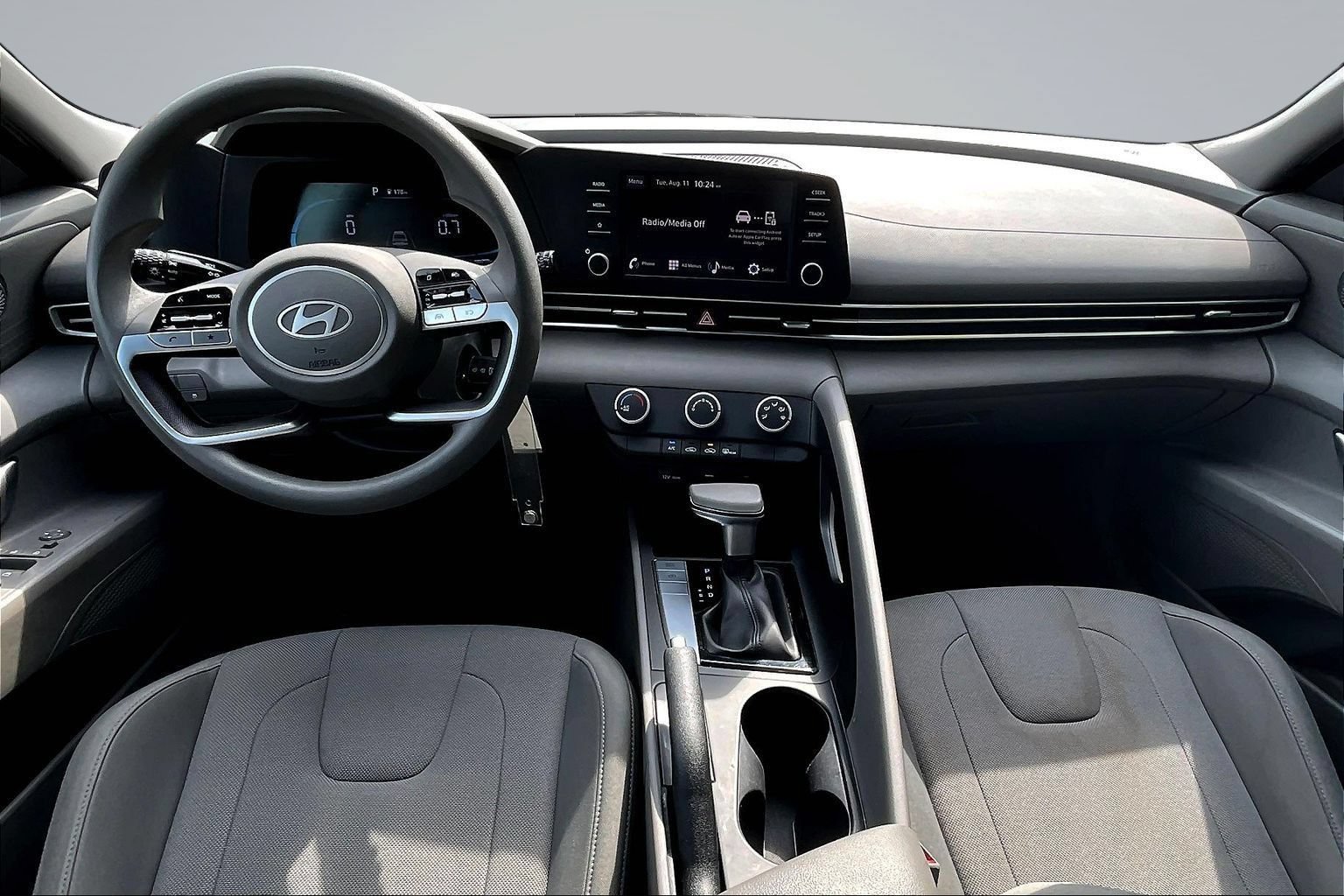 Used 2025 Hyundai Elantra SE FWD image 6
