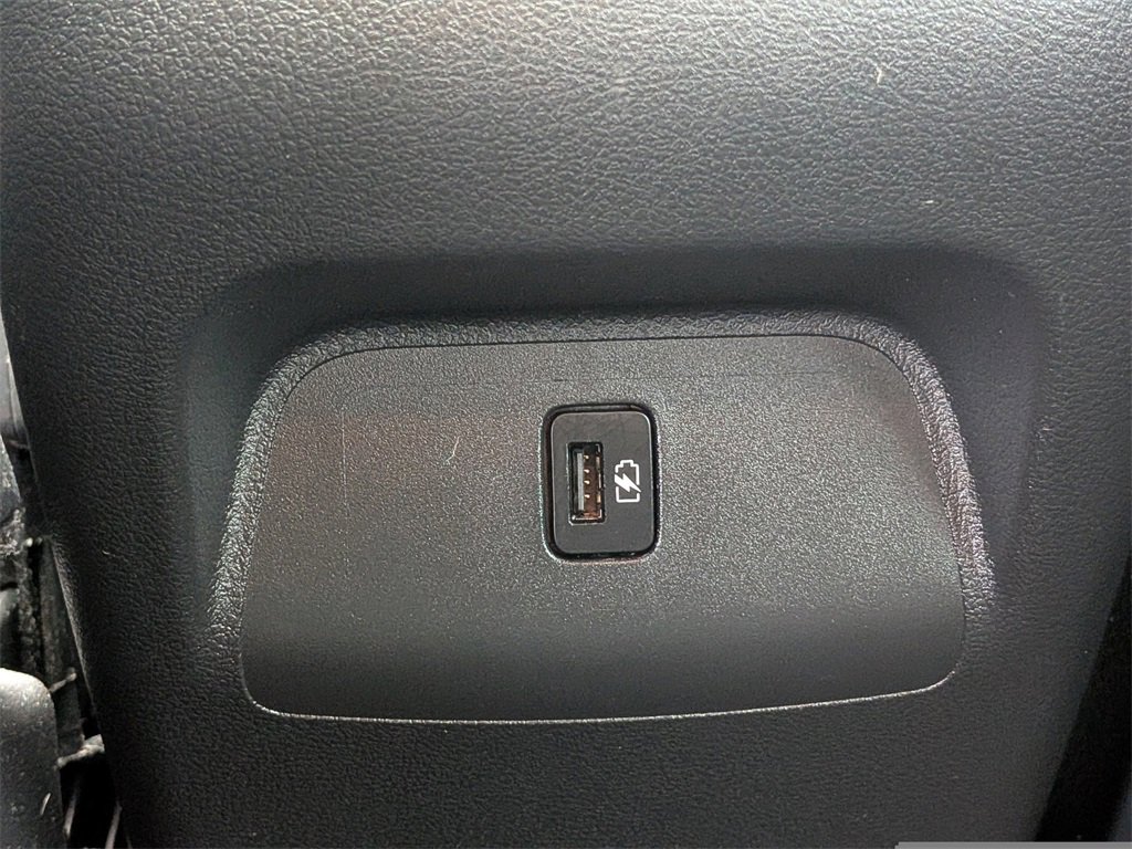 Used 2023 Nissan Sentra SR w/ SR Premium Package image 13