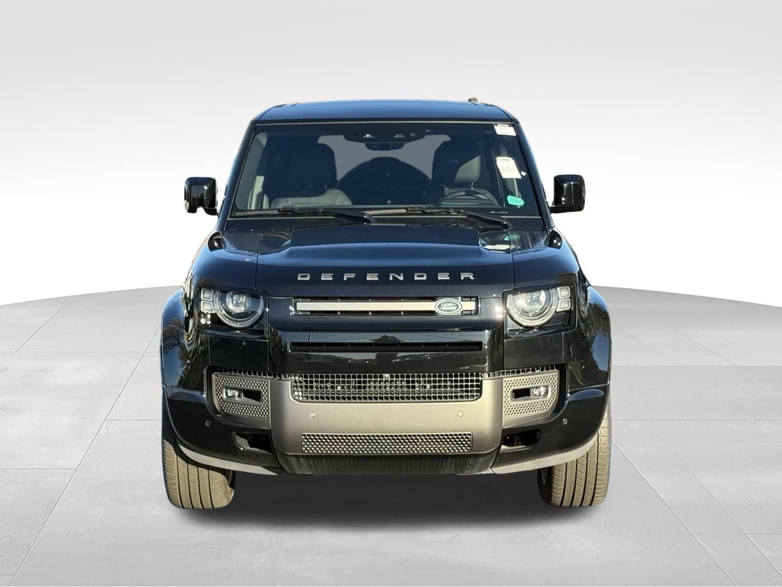 New 2025 Land Rover Defender 110 X-Dynamic SE AWD/4WD image 9