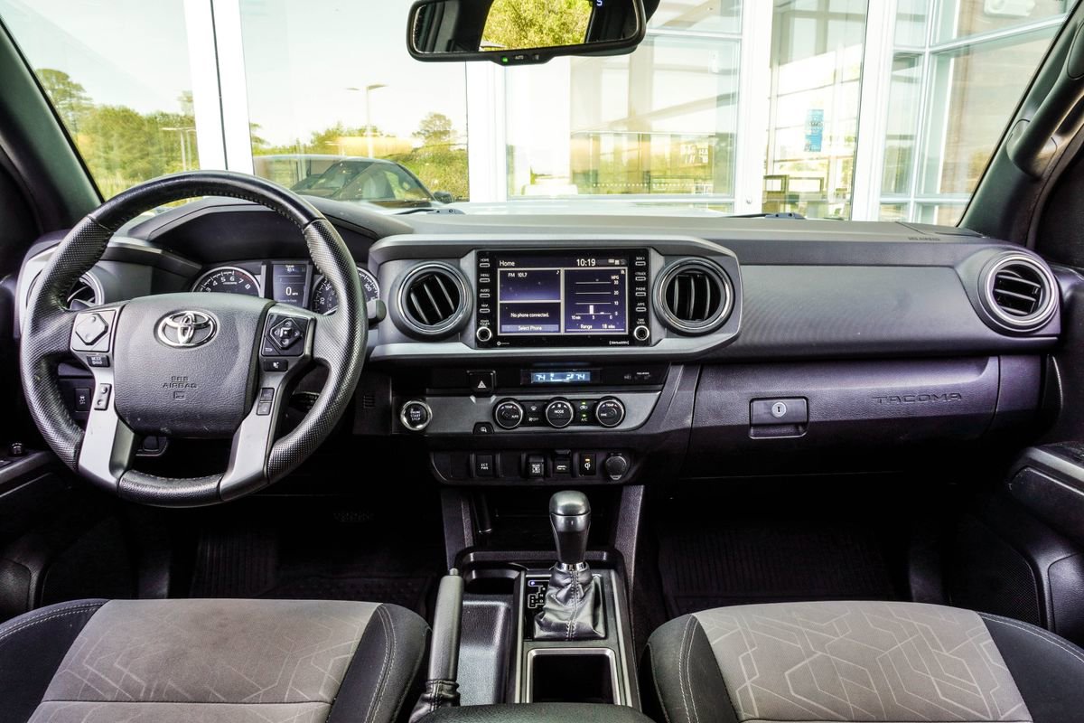 Used 2023 Toyota Tacoma TRD Sport RWD image 5