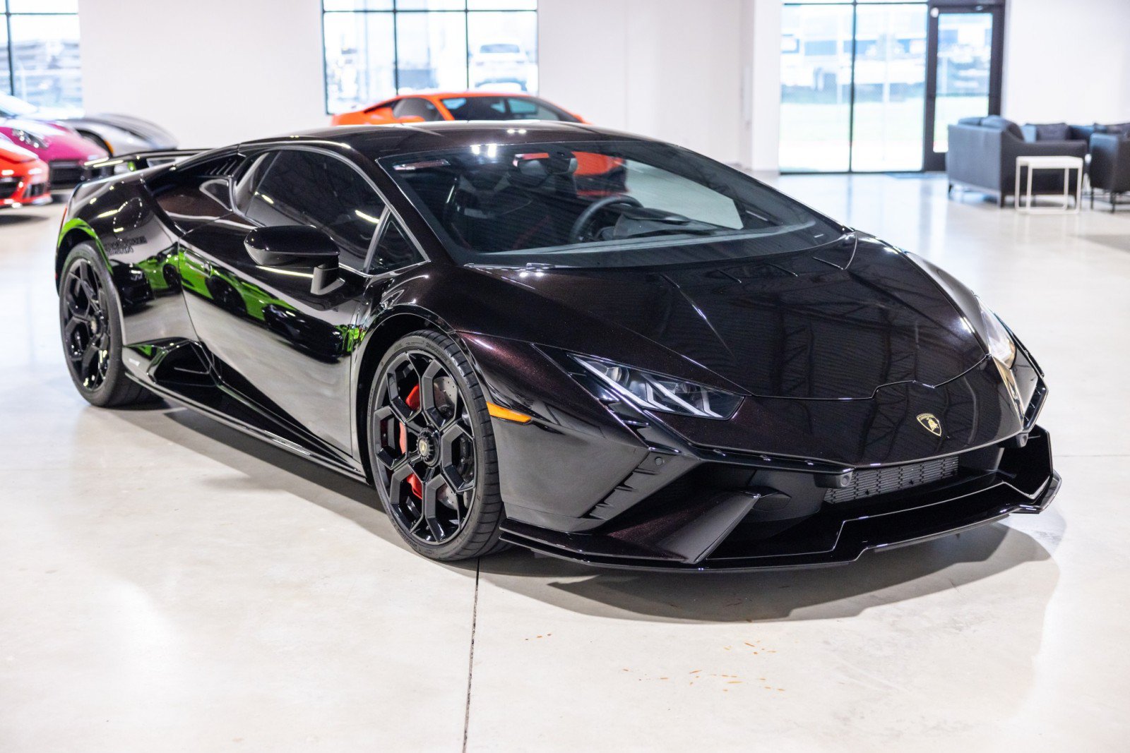 Used 2024 Lamborghini Huracan Tecnica RWD image 10