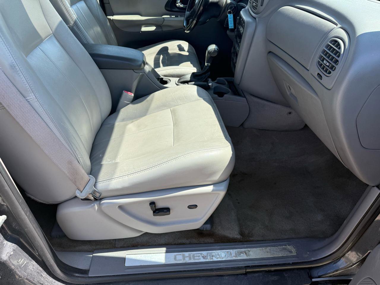 Used 2007 Chevrolet TrailBlazer LT AWD/4WD image 19