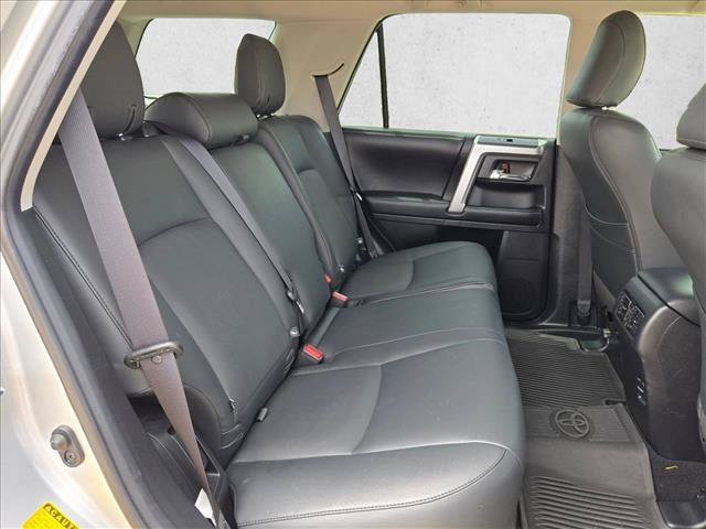 Used 2016 Toyota 4Runner SR5 RWD image 20