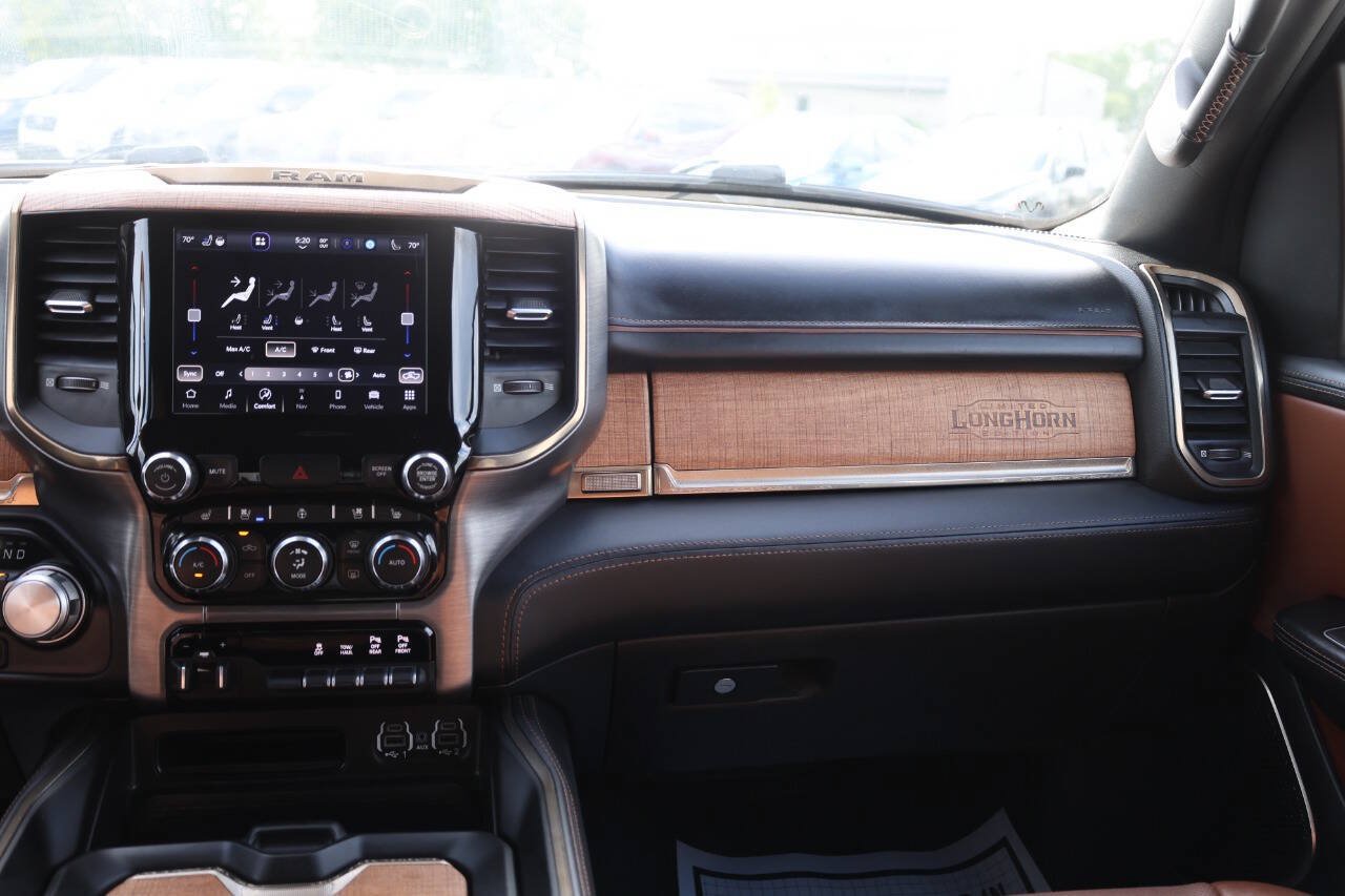Used 2022 RAM 1500 Limited w/ Body Color Bumper Group AWD/4WD image 25