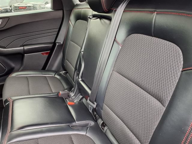 Used 2025 Ford Escape ST-Line Select AWD/4WD image 7