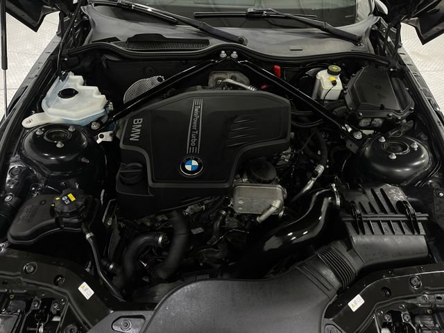 Used 2015 BMW Z4 sDrive28i image 26