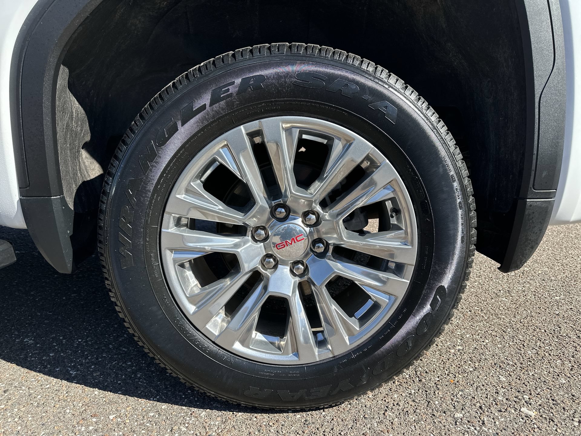 Used 2024 GMC Sierra 1500 Denali AWD/4WD image 35
