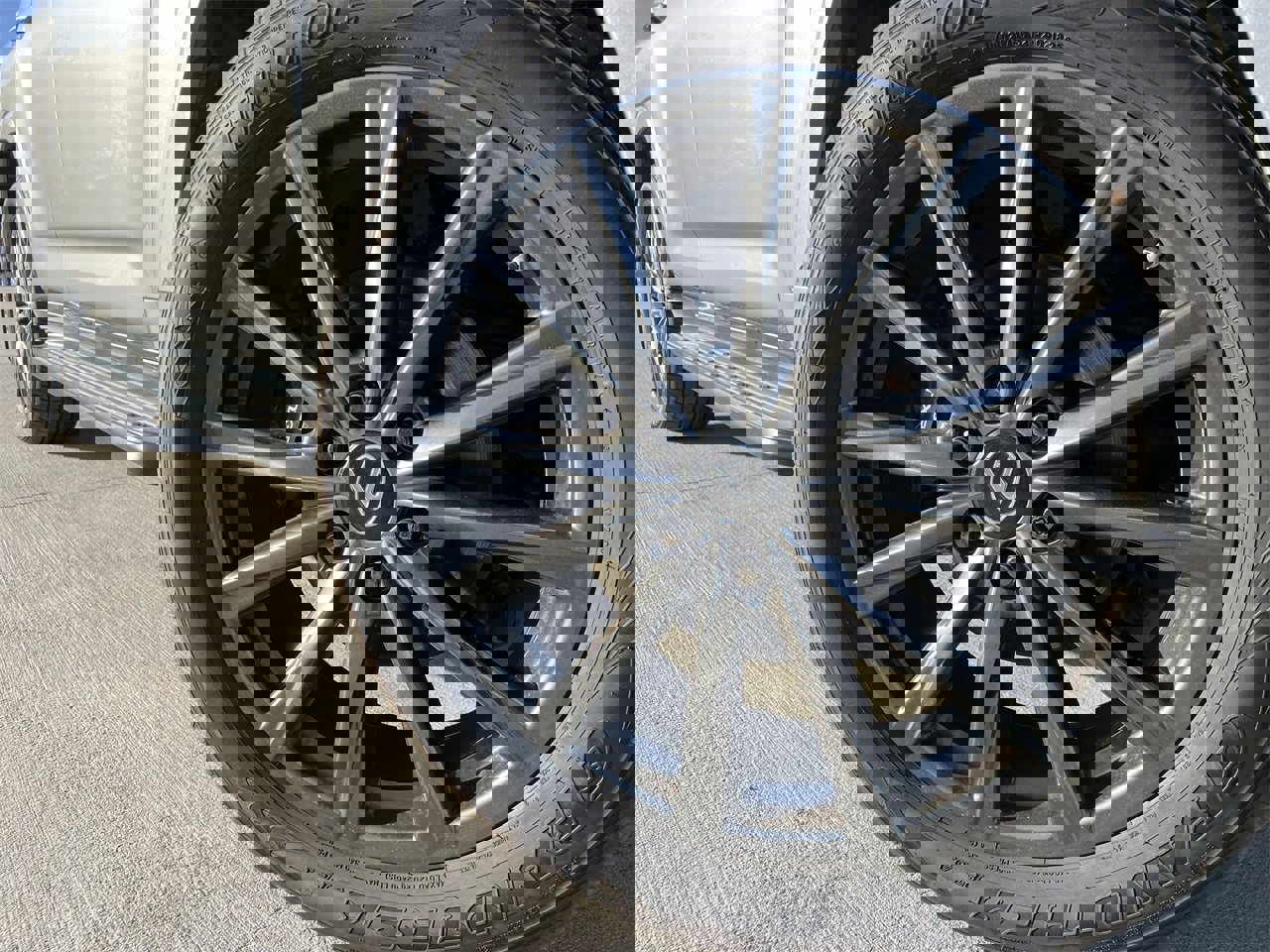 Used 2023 Lexus LX 600 F Sport image 5