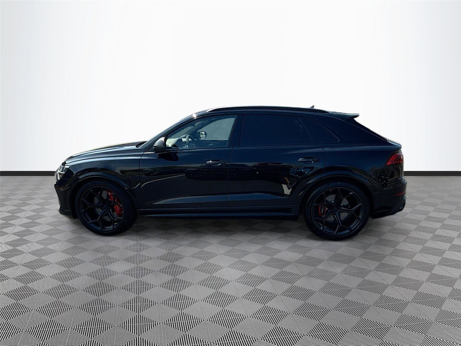 New 2026 Audi RS Q8 performance AWD/4WD image 4
