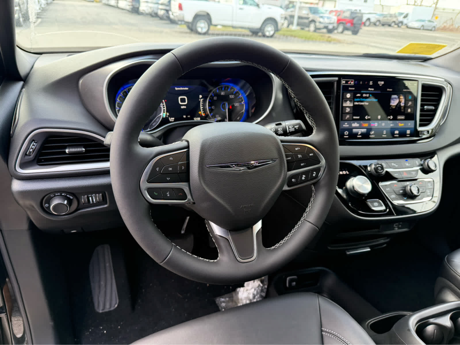 New 2026 Chrysler Voyager LX FWD image 13