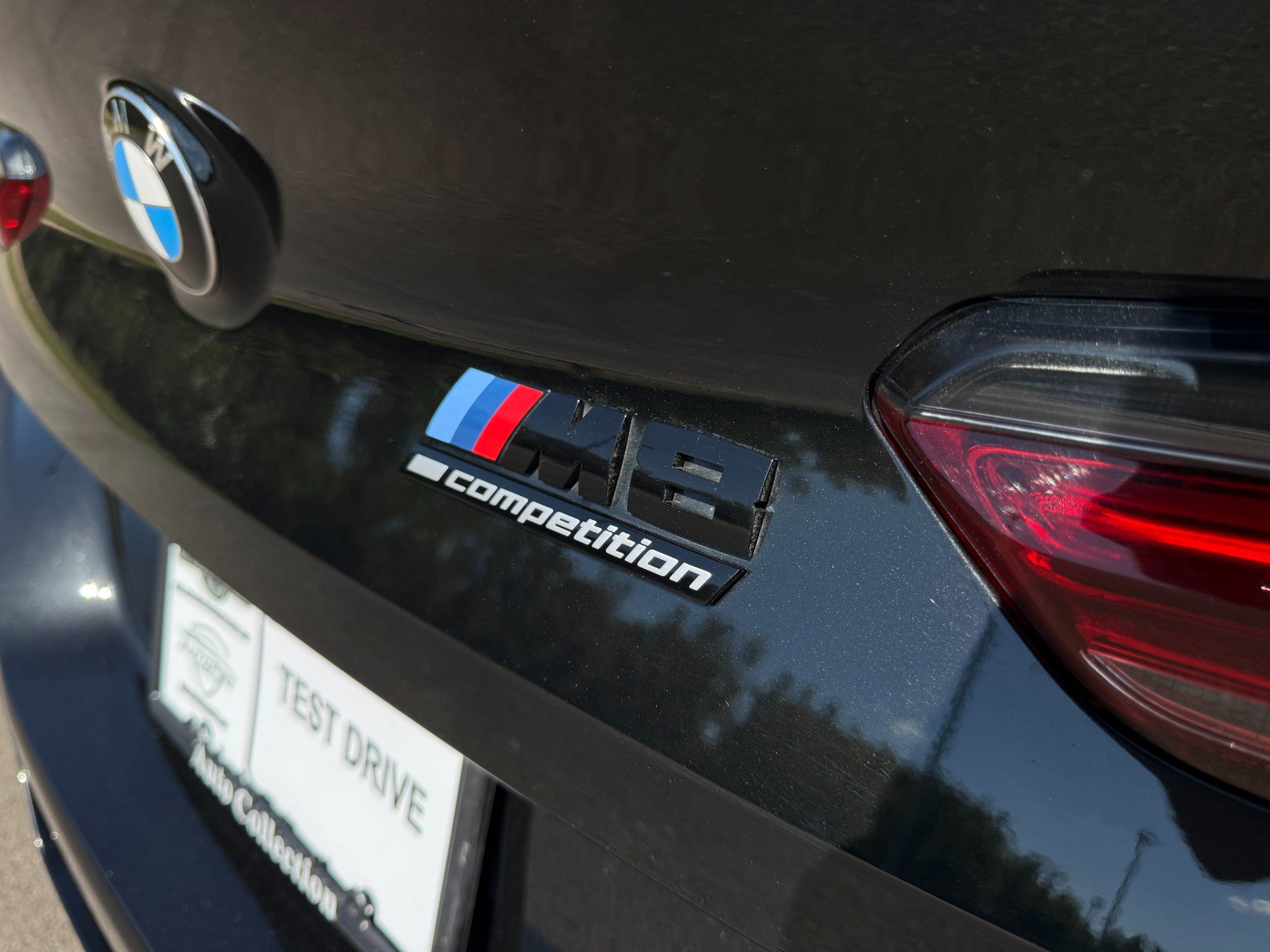 Used 2025 BMW M8 Competition image 45