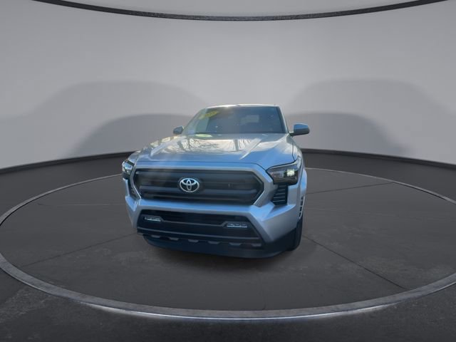 Used 2025 Toyota Tacoma SR5 image 5