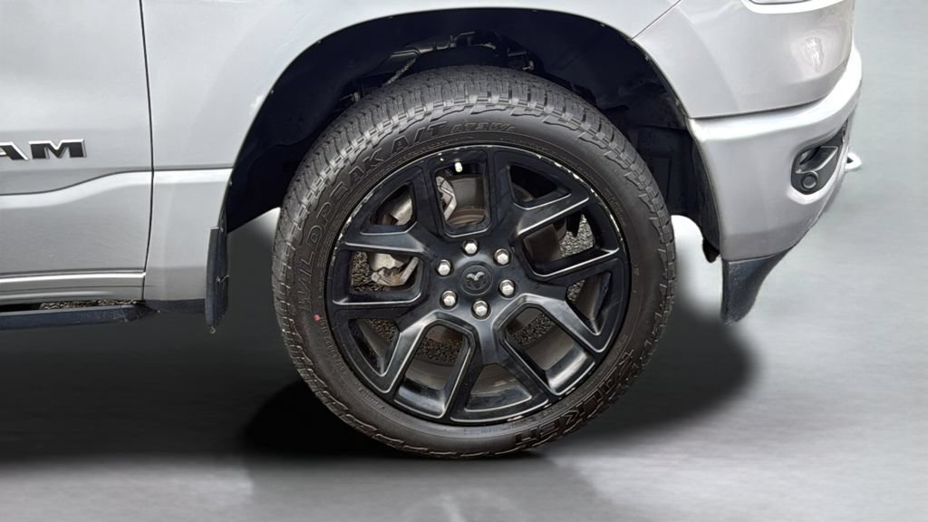 Used 2024 RAM 1500 Laramie AWD/4WD image 25