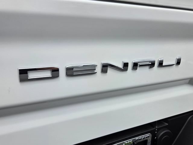 Used 2026 GMC Sierra 3500 Denali Ultimate AWD/4WD image 13