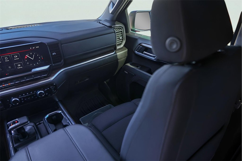 Certified 2025 GMC Sierra 1500 Elevation image 31