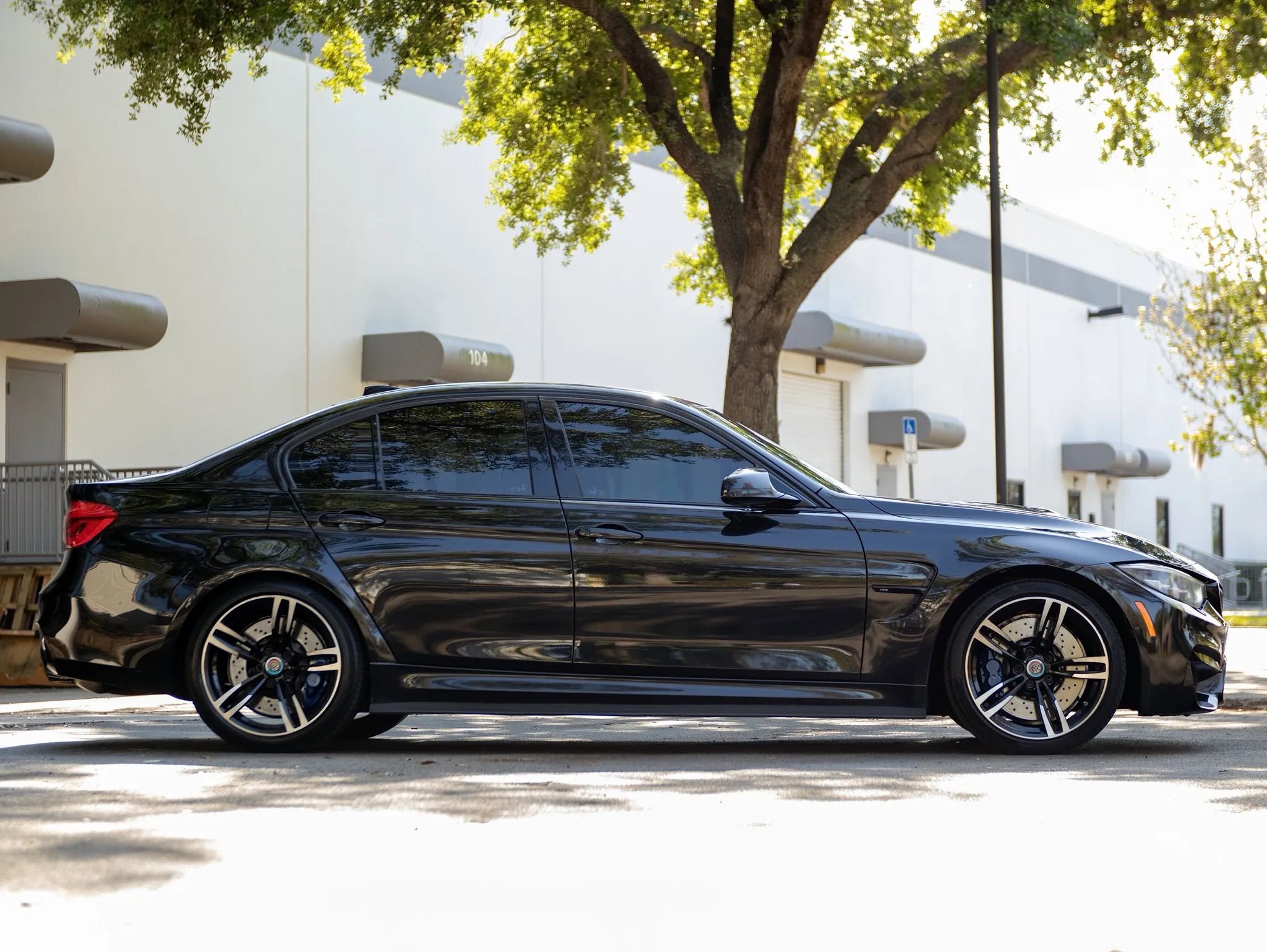 Used 2018 BMW M3 Sedan w/ Competition Package image 24