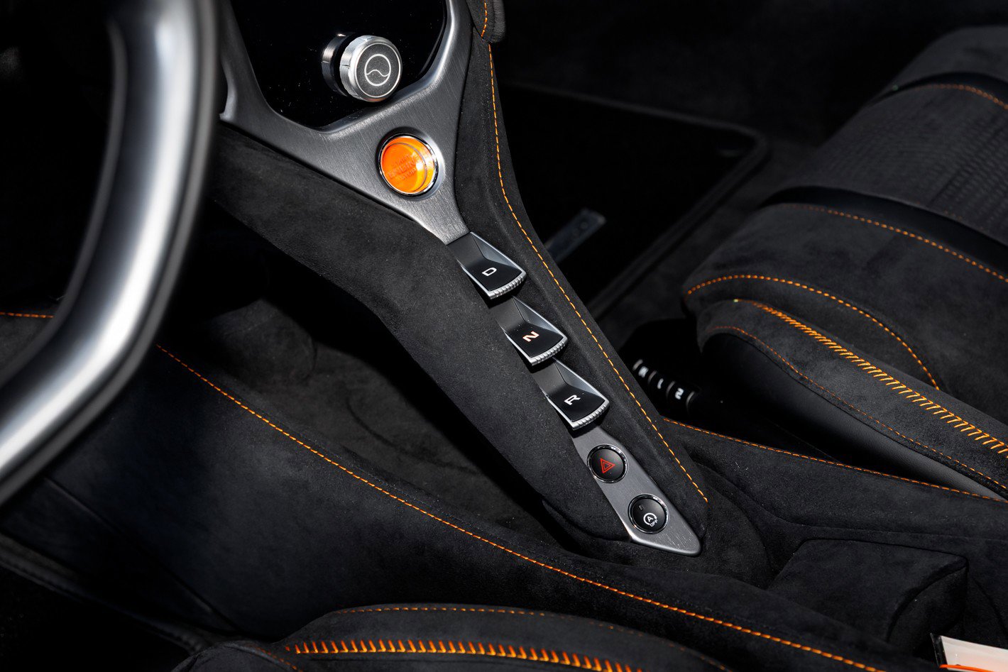 New 2026 McLaren 750S image 25