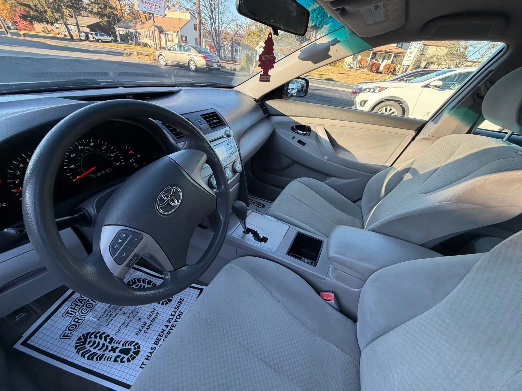 Used 2007 Toyota Camry LE image 9