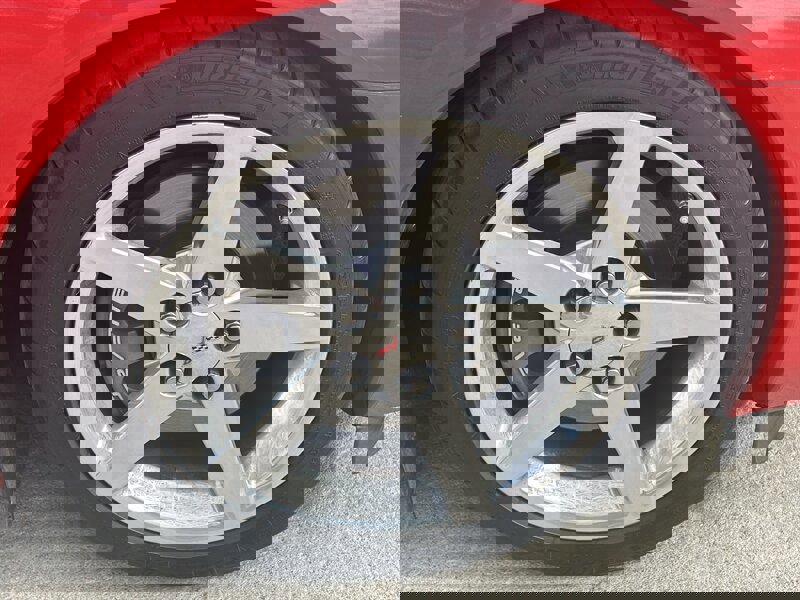 Used 2005 Chevrolet Corvette Convertible w/ Preferred Equipment Group image 19