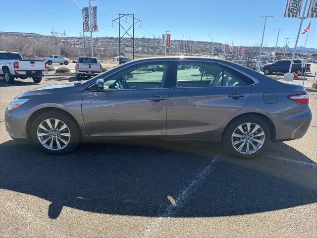 Certified 2017 Toyota Camry XLE image 4