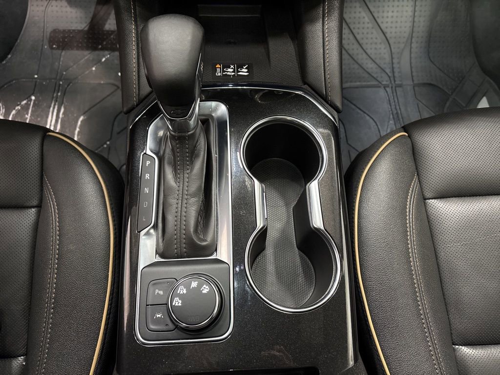 Used 2023 Chevrolet Blazer Premier w/ Driver Confidence II Package image 17