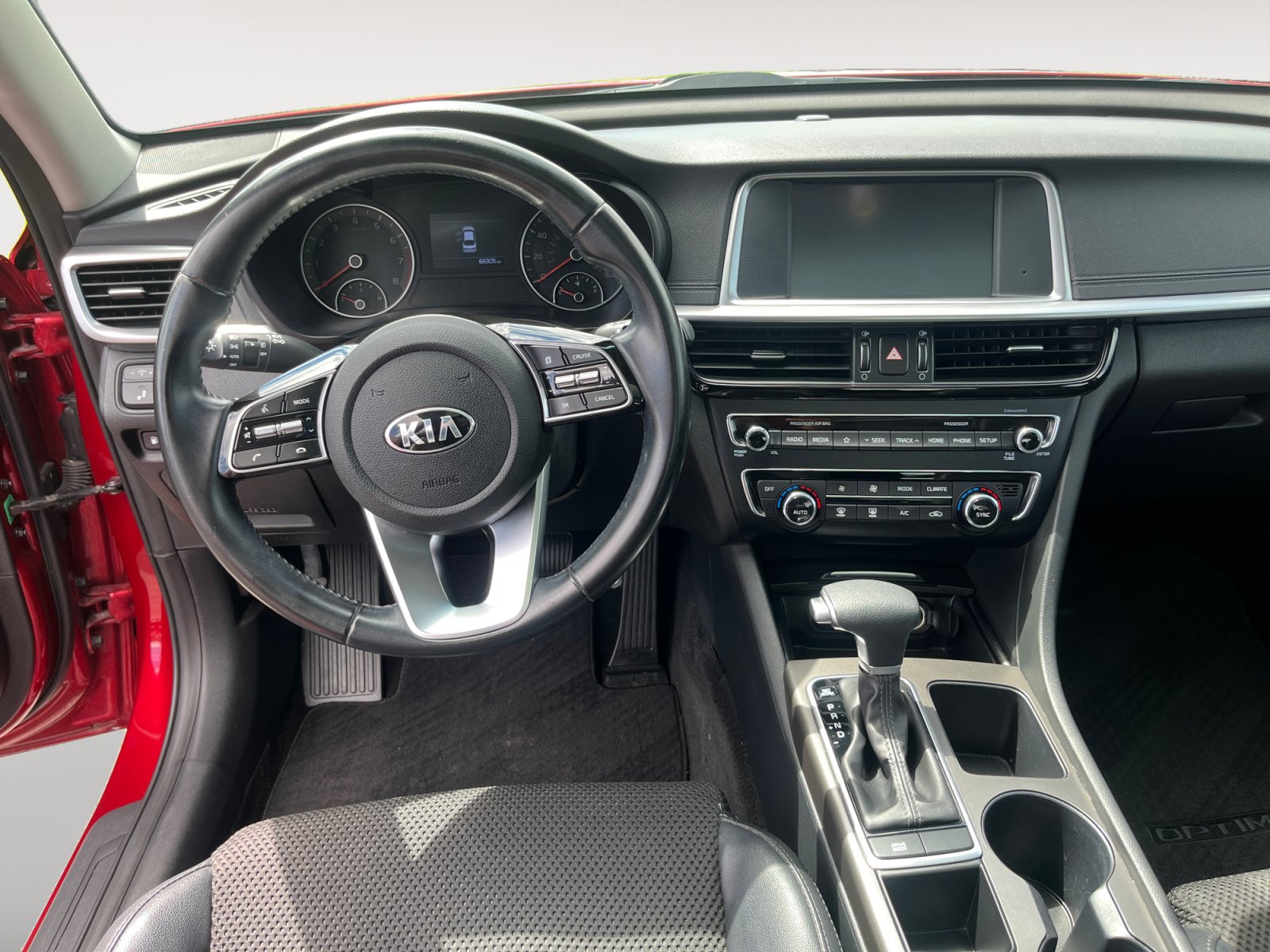 Used 2019 Kia Optima S w/ S Panoramic Sunroof Package FWD image 10