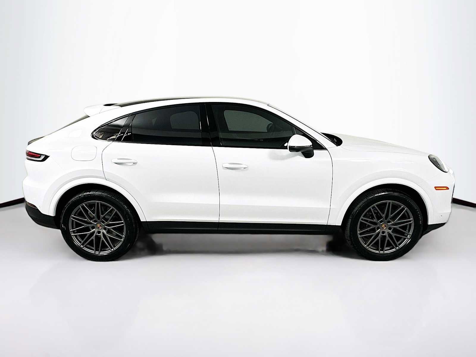 New 2026 Porsche Cayenne Coupe image 8