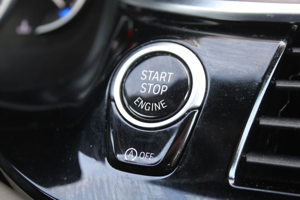 Used 2019 BMW 530i image 38