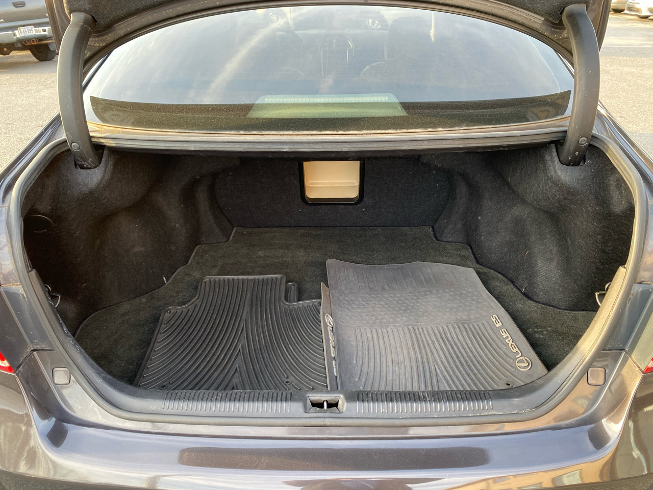 Used 2011 Lexus ES 350 image 16