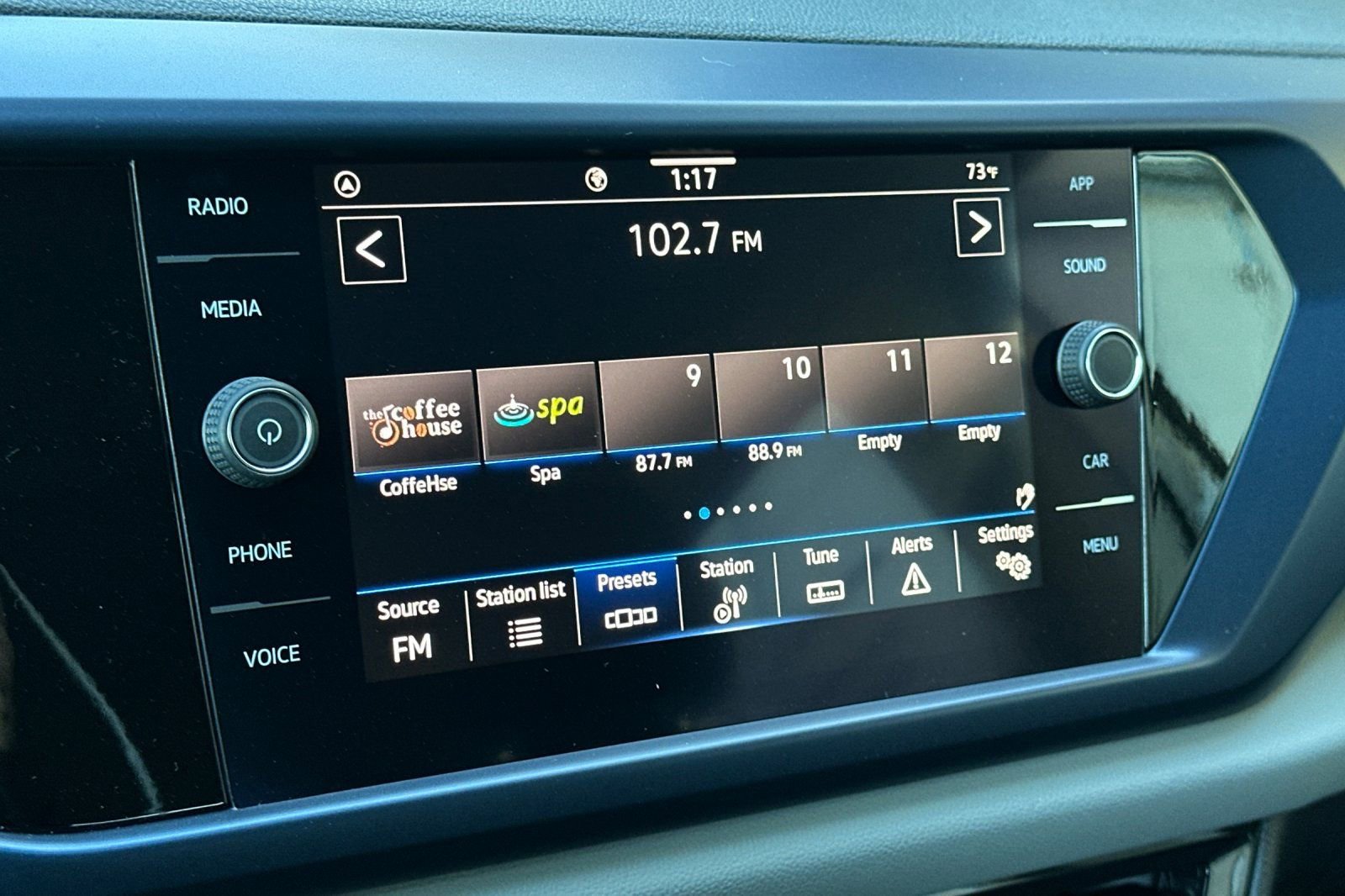 Used 2022 Volkswagen Taos SE image 18