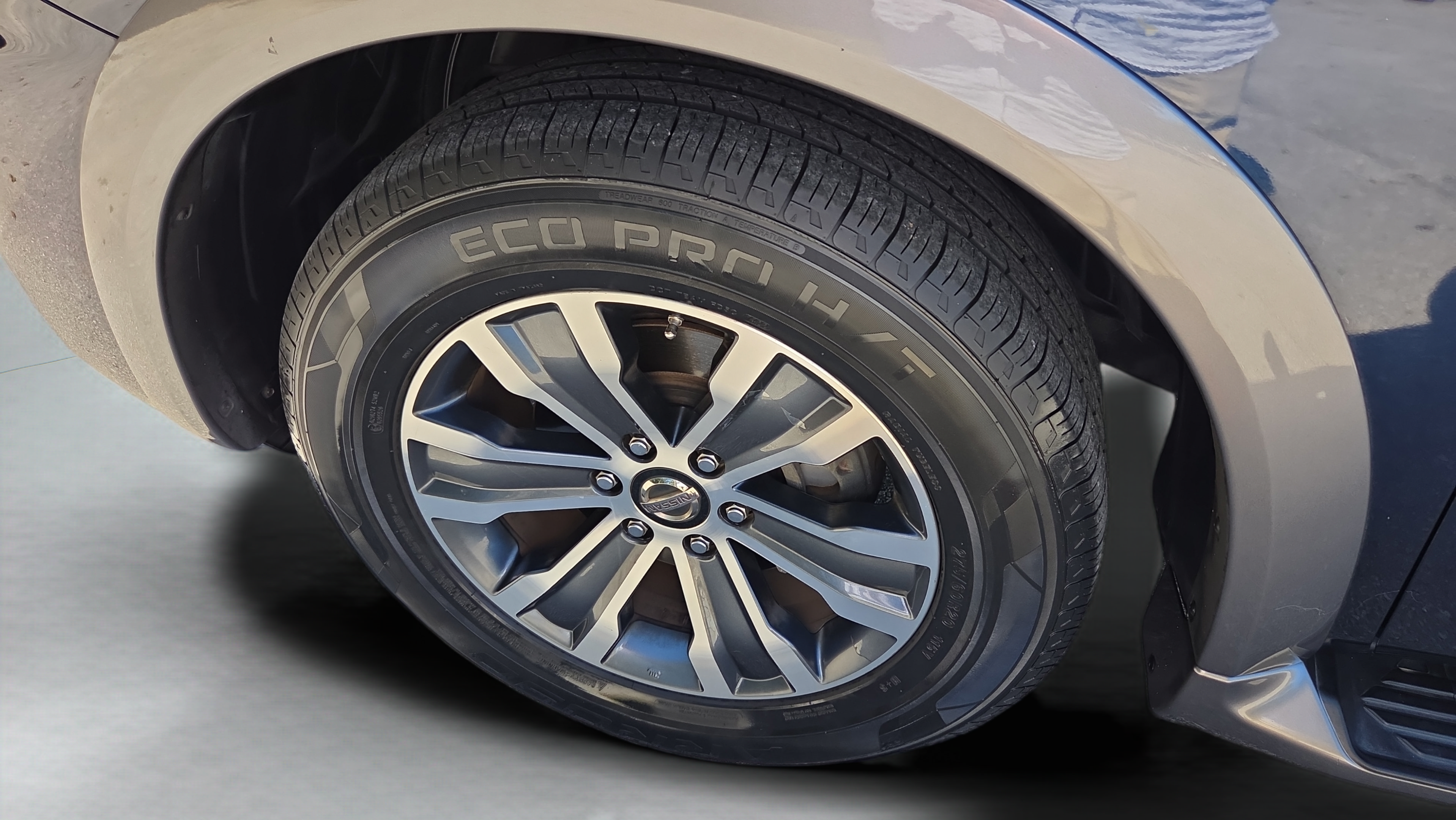 Used 2020 Nissan Armada SL RWD image 9