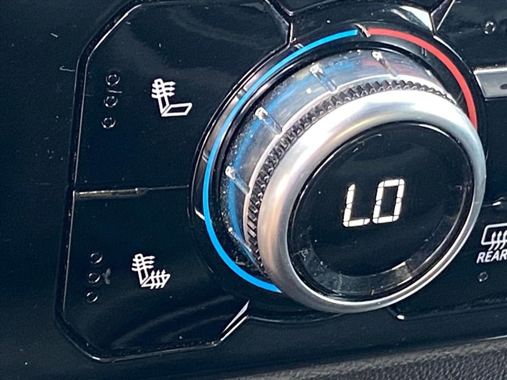 Used 2025 GMC Sierra 1500 SLT image 17