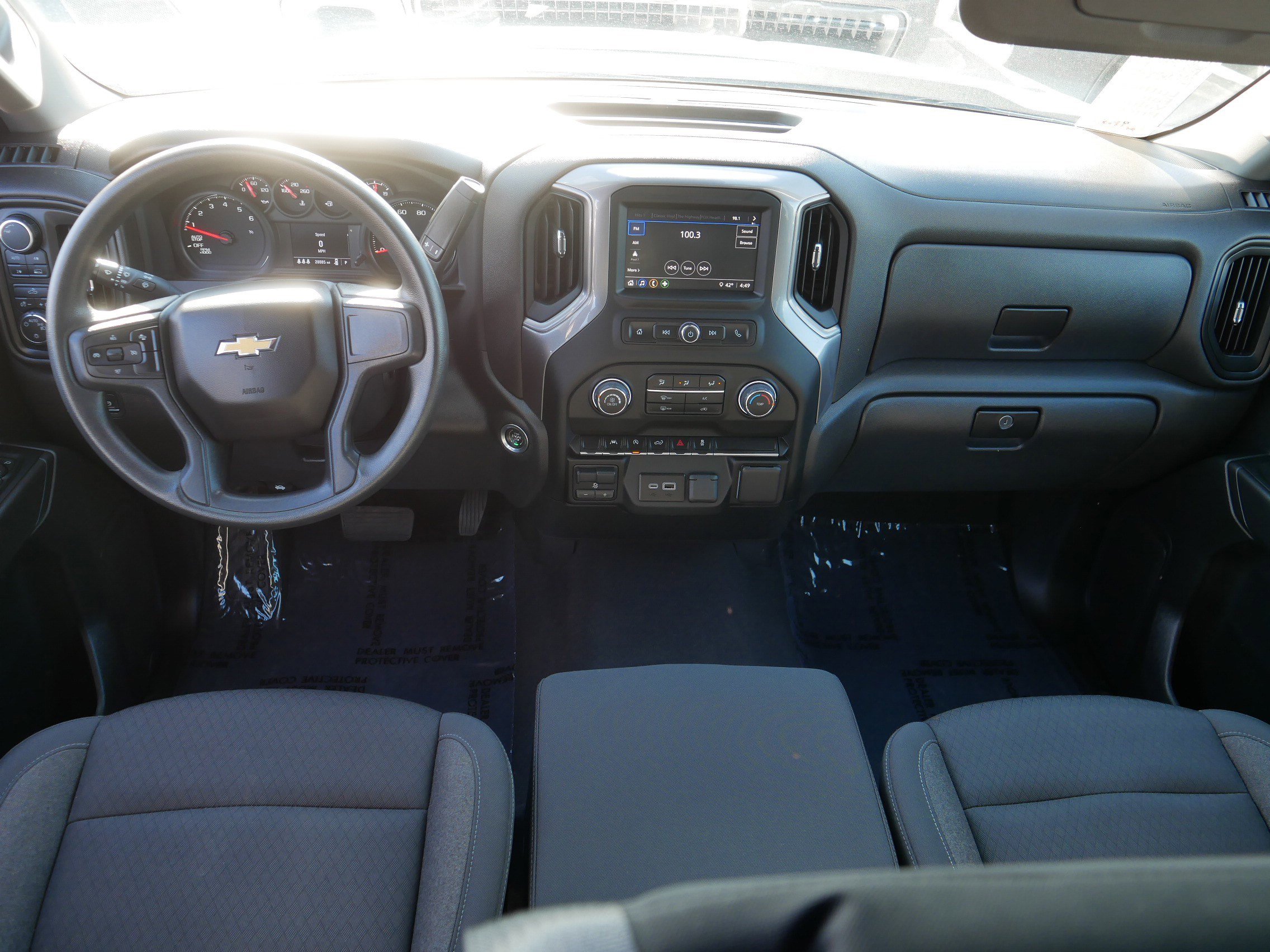 Used 2024 Chevrolet Silverado 1500 Custom image 10