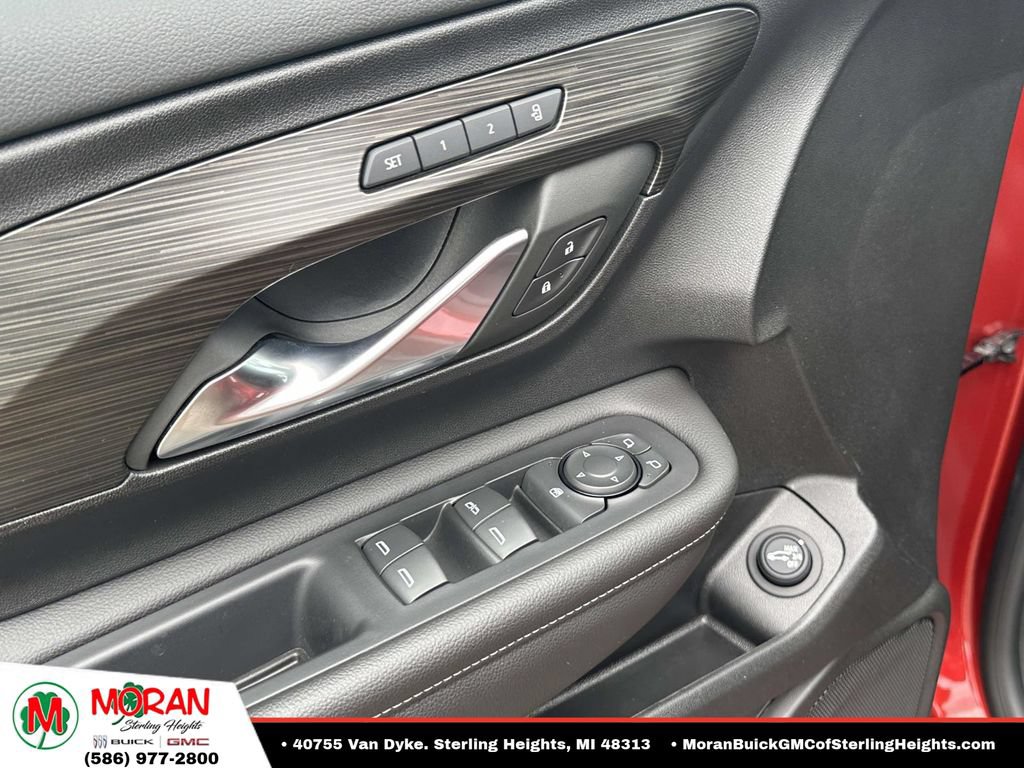 Certified 2023 GMC Terrain SLT FWD image 17