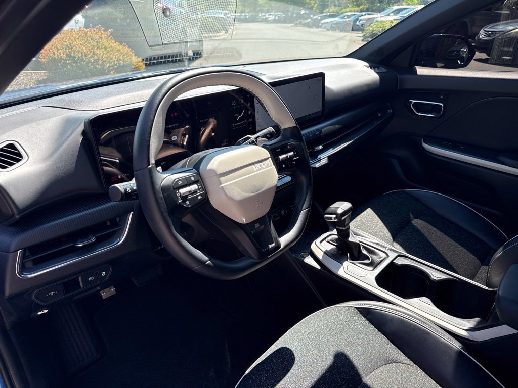 Used 2025 Kia K4 GT-Line FWD image 17