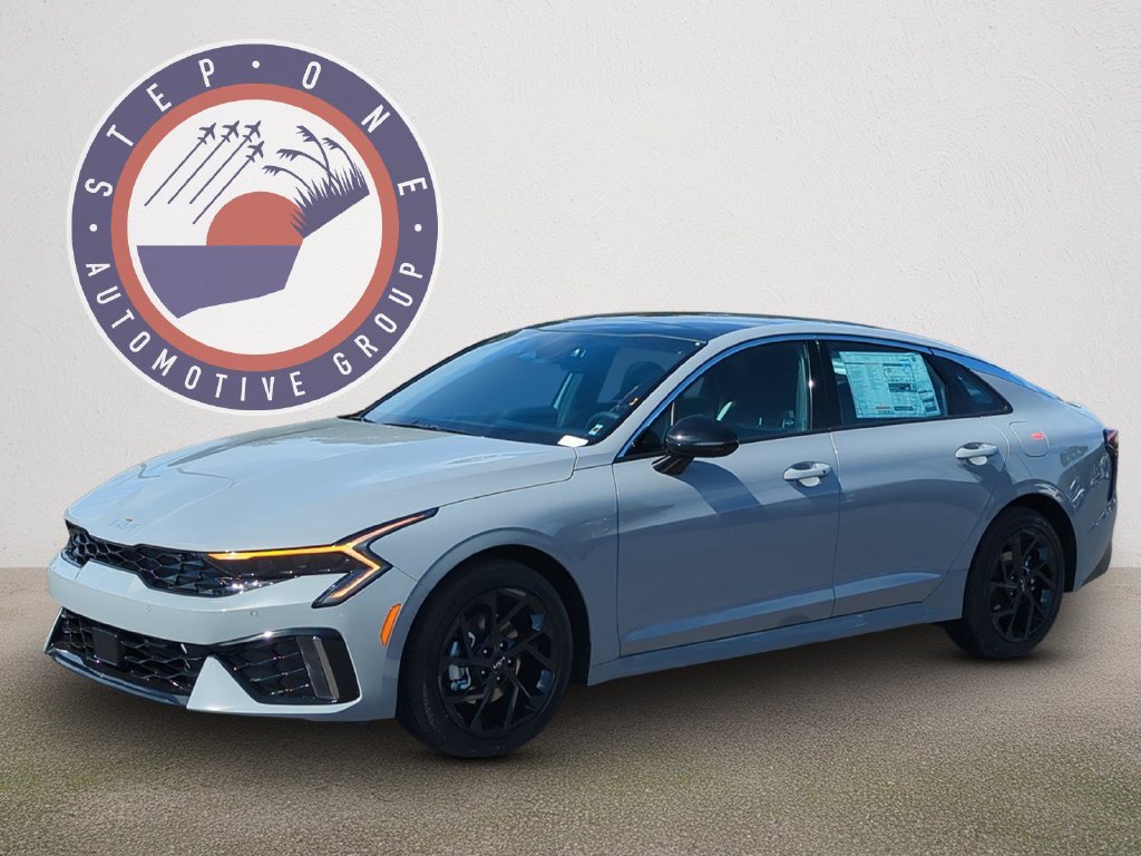 New 2027 Kia K5 GT-Line image 2