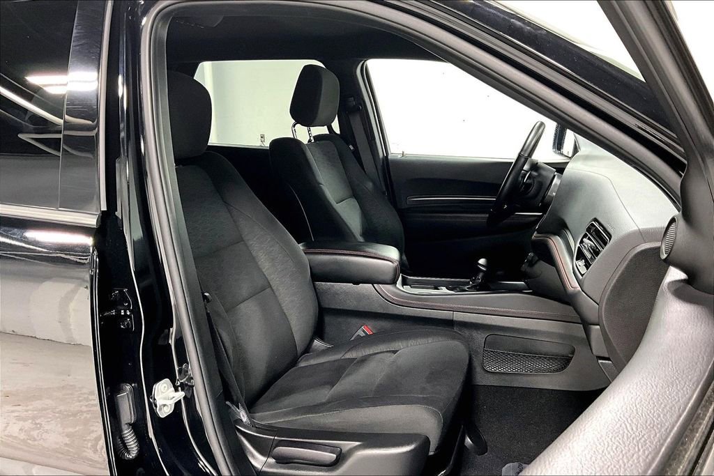 Used 2025 Dodge Durango GT image 10