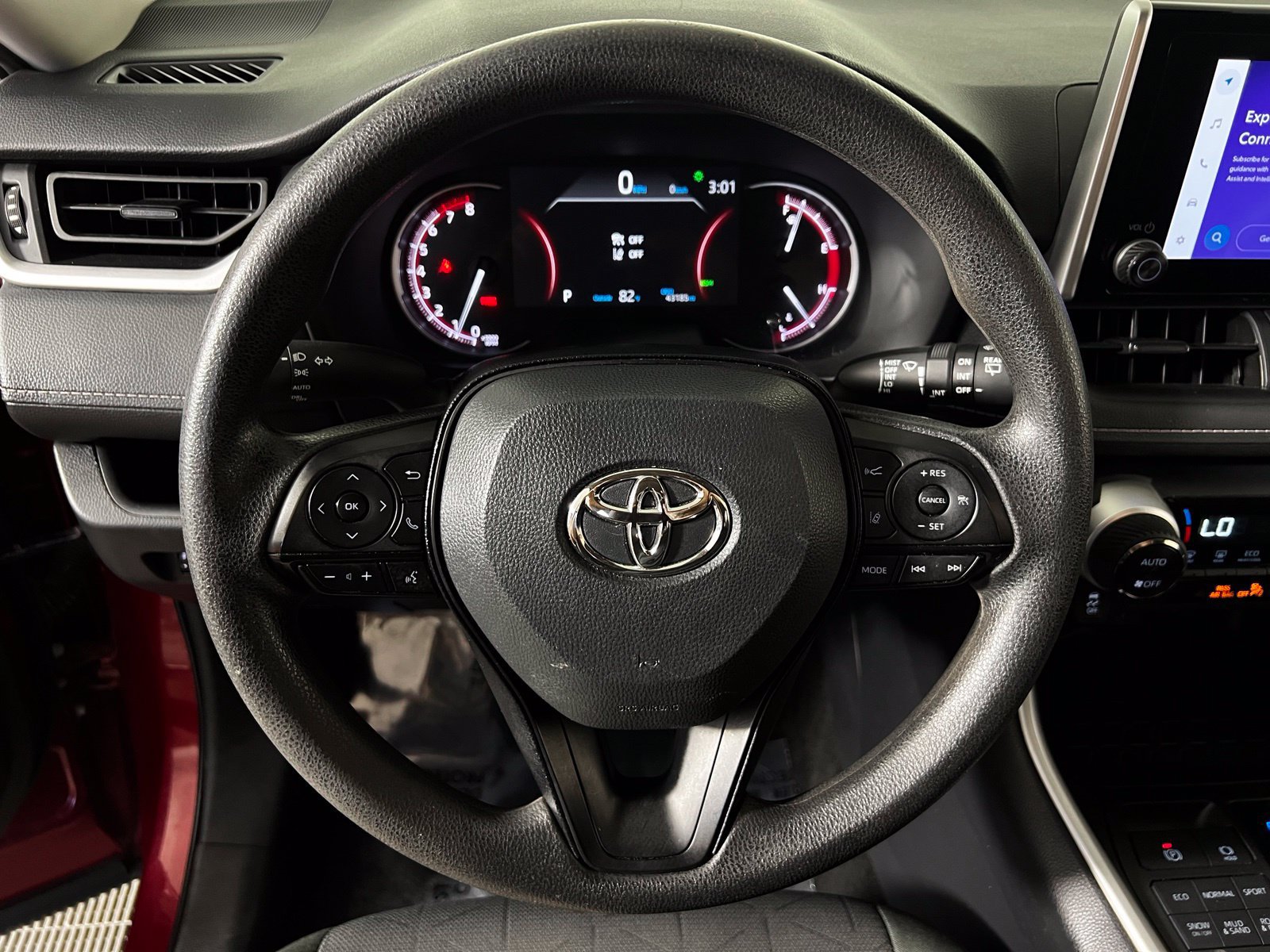 Certified 2025 Toyota RAV4 XLE AWD/4WD image 15