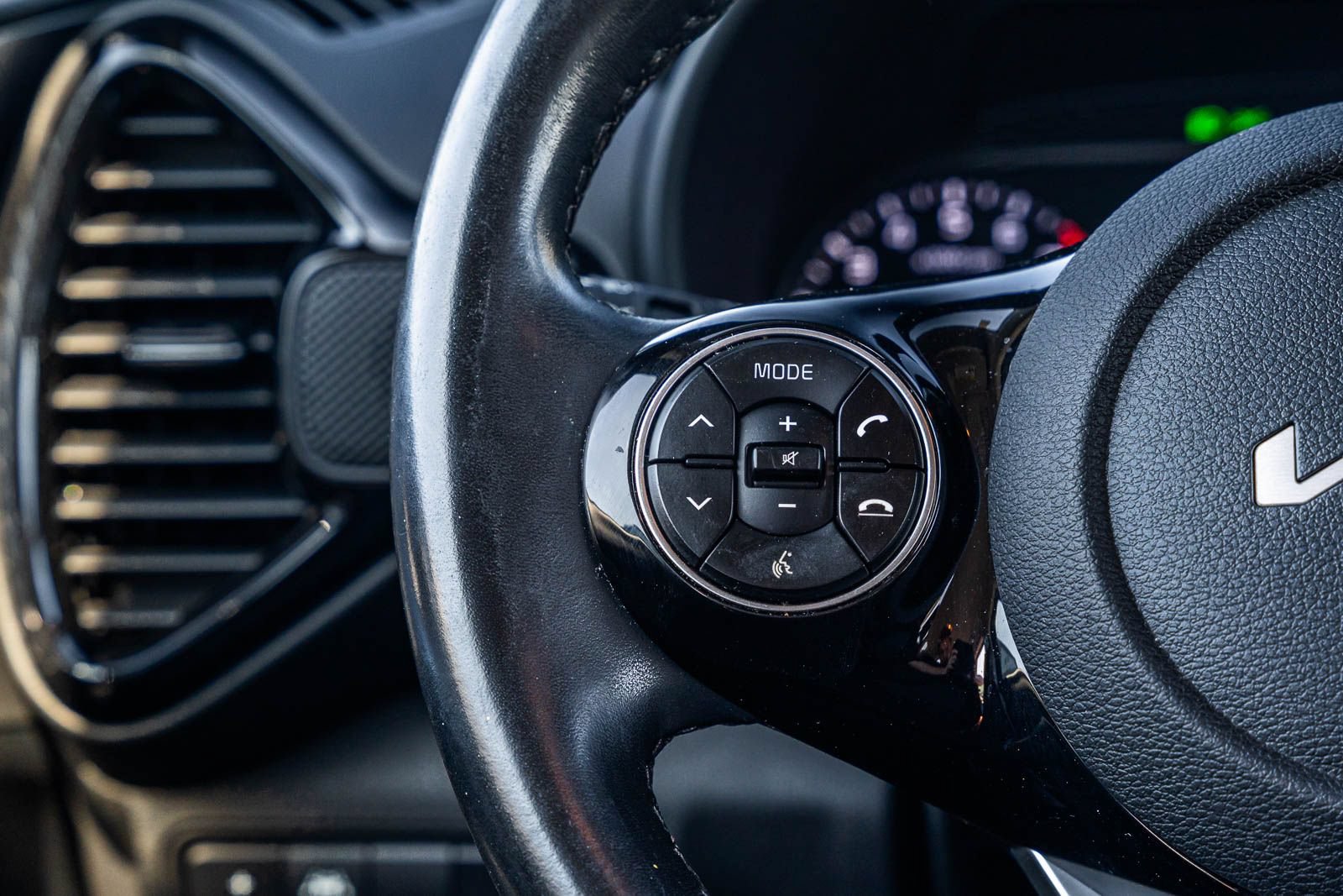 Used 2022 Kia Soul X-Line FWD image 24
