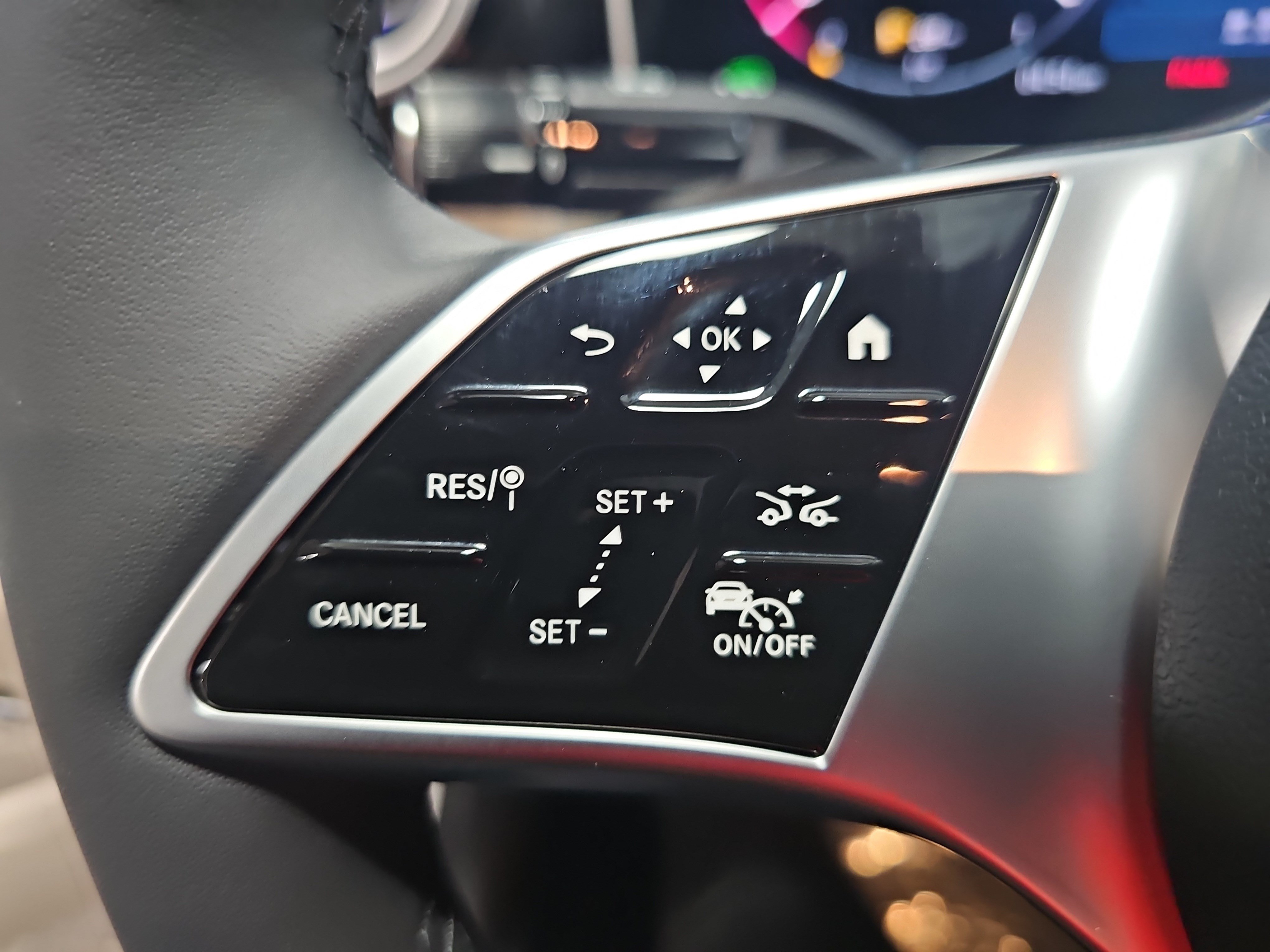 New 2026 Mercedes-Benz C 300 Sedan image 18